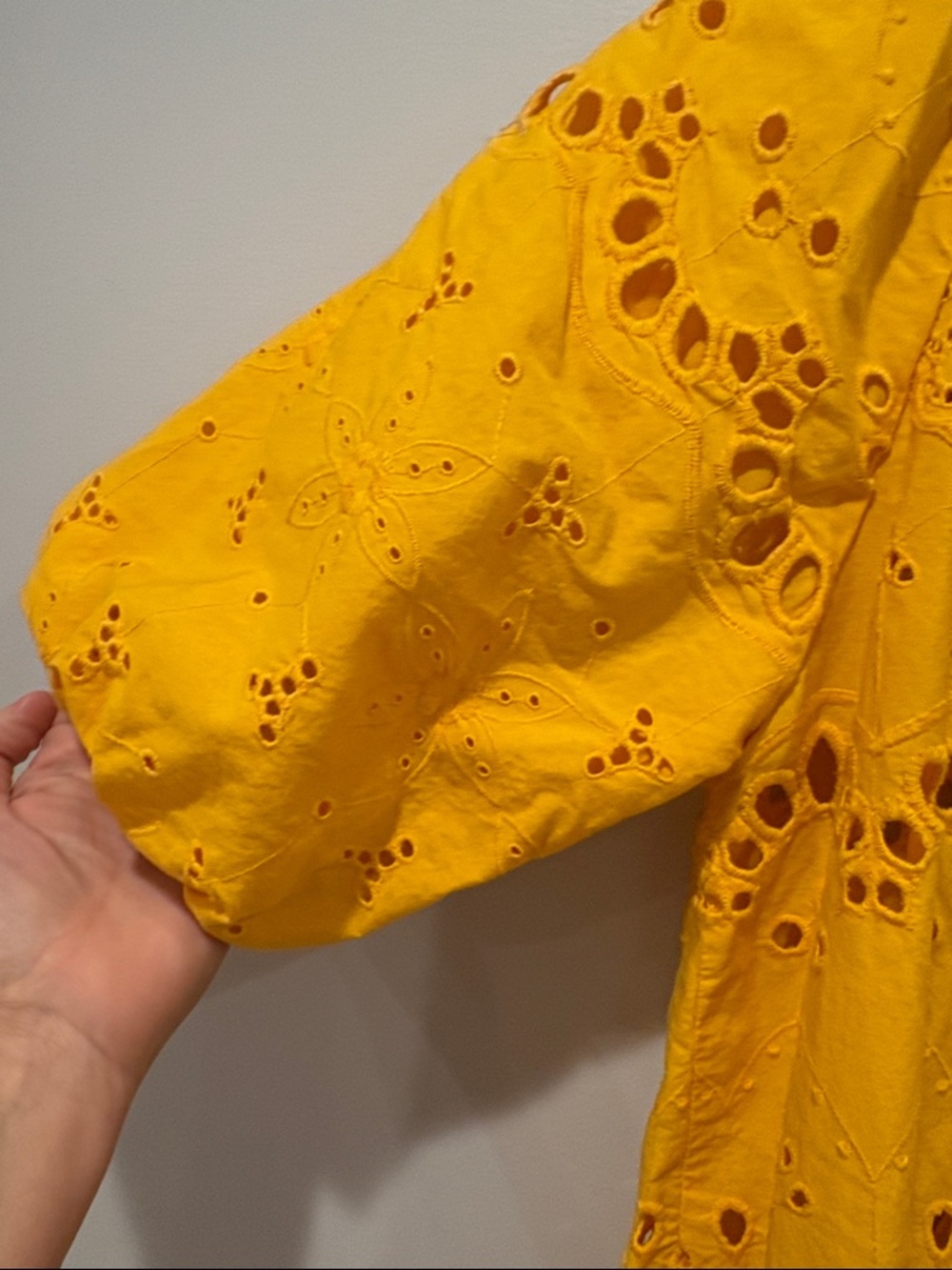 Anthropologie Sunny Yellow Eyelet Button-Front Dress oversized! - Picture 4 of 5